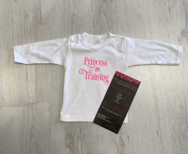 Shirtje Princess in training, maat 74